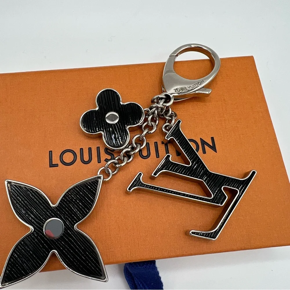 Authentic Louis Vuitton Black and Silver Keychain❤️ - Picture 4 of 6